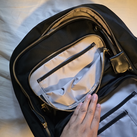 Tumi Black Backpack with Classic Design - Picture 5 of 11